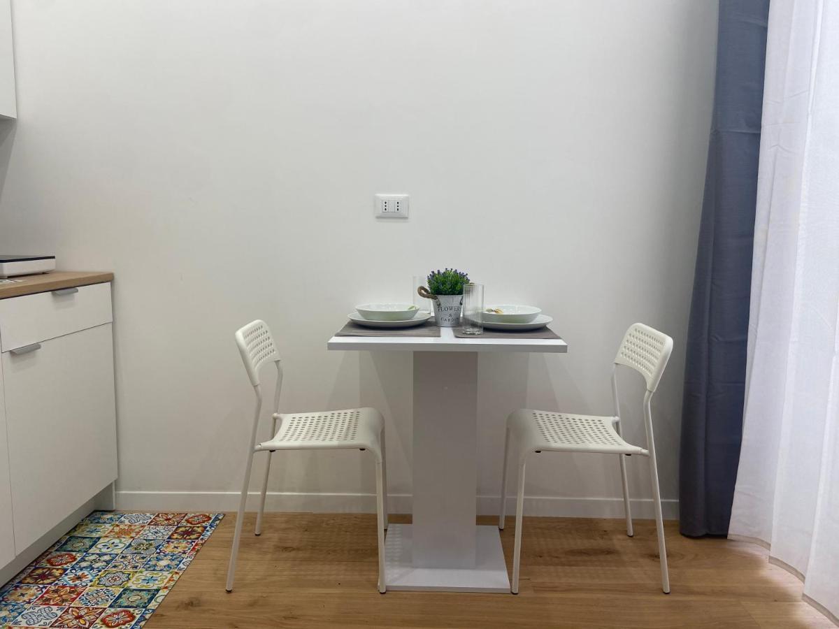La Piccola Formica Home Palermo Bagian luar foto